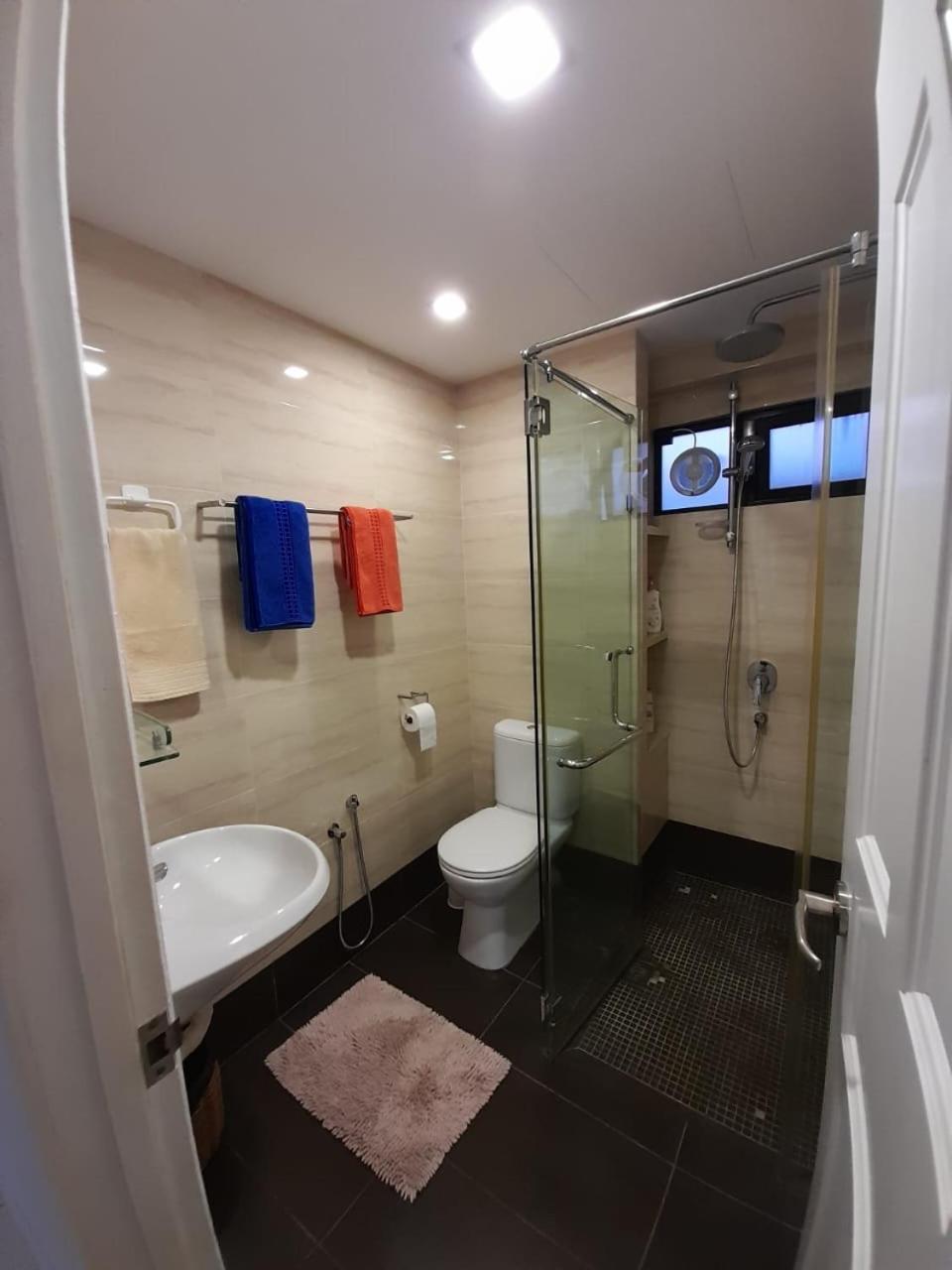Susie'S Resort Seaview Suites At Sri Sayang Бату-Феррінгі Екстер'єр фото